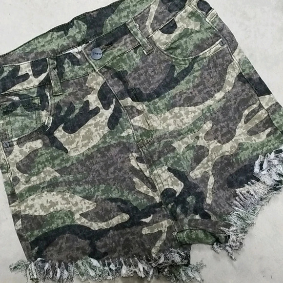 Camo Print Shorts army print - Picture 5 of 5